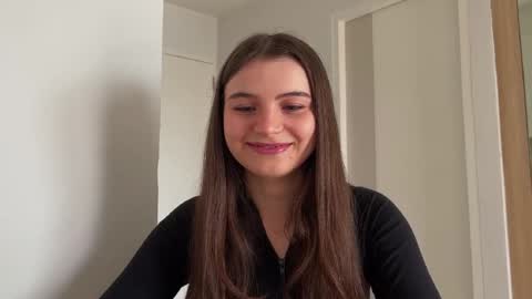 Lina online show from 12.14.24