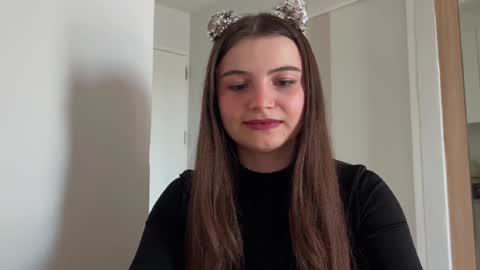 Lina online show from 12.30.24