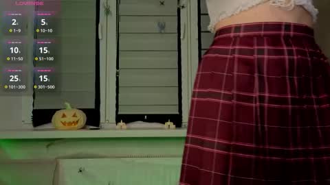 Snapshot of cherrypepperkiss chatting on 10.23.25 Lysia online show from 10.23.25