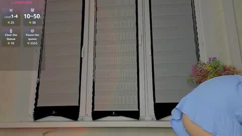 Snapshot of cherrypepperkiss chatting on 11.12.25 Lysia online show from 11.12.25