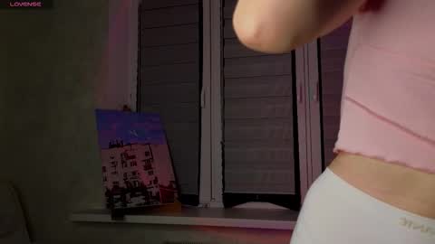 Snapshot of cherrypepperkiss chatting on 12.03.25 Lysia online show from 12.03.25