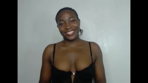 Snapshot of cherrywetpussy chatting on 05.19.26 cherrywetpussy online show from 05.19.26