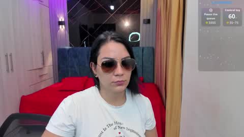 Snapshot of chery_hott chatting on 09.16.25 Cherry Kathalina online show from 09.16.25