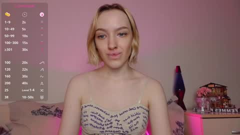 Snapshot of cherylmason chatting on 12.02.24 Cheryl online show from 12.02.24