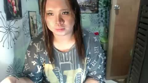 Snapshot of chescahotxxxl chatting on 01.21.25 chescahotxxxl online show from 01.21.25