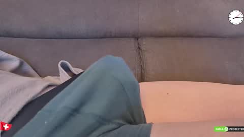 Snapshot of chezmonsieur_g chatting on 01.31.26 Grey online show from 01.31.26