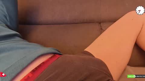 Snapshot of chezmonsieur_g chatting on 02.02.26 Grey online show from 02.02.26