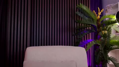 Snapshot of chicaora chatting on 11.18.25 Cami online show from 11.18.25