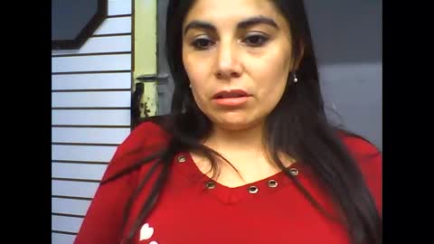 Snapshot of chikilinda88 chatting on 05.22.26 chikilinda88 online show from 05.22.26