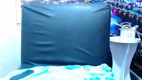 Snapshot of chiky_nastyy chatting on 01.09.25 Chikys   online show from 01.09.25