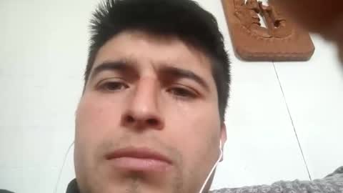 Snapshot of chilehot28 chatting on 12.15.25 chilehot28 online show from 12.15.25