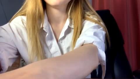 Sasha online show from 09.24.25