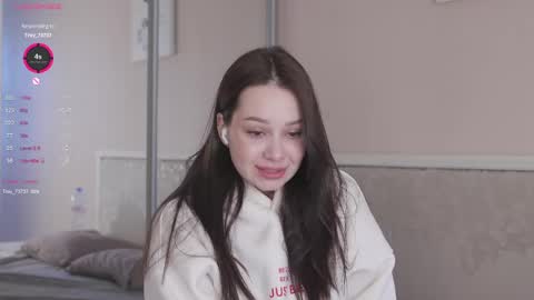 Nicole online show from 04.26.26