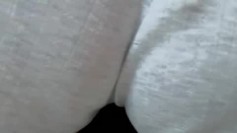 Snapshot of chillwithcamii chatting on 04.10.26 yoursensualparadise online show from 04.10.26