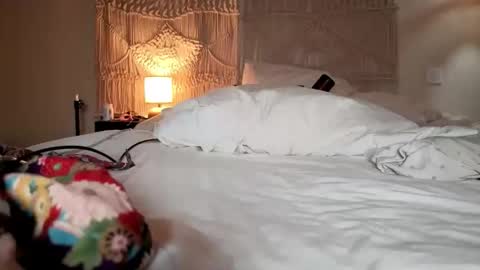 Snapshot of chillwithcamii chatting on 05.11.26 yoursensualparadise online show from 05.11.26
