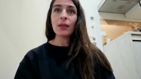 Snapshot of chillwithcamii chatting on 05.31.26 yoursensualparadise online show from 05.31.26