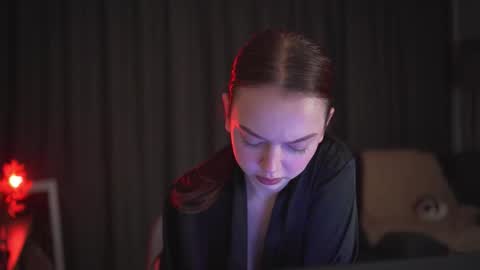 chillwithstacy online show from 12.04.25