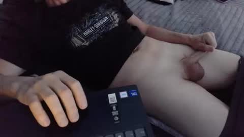 Snapshot of chiphoneman chatting on 01.18.26 chiphoneman online show from 01.18.26