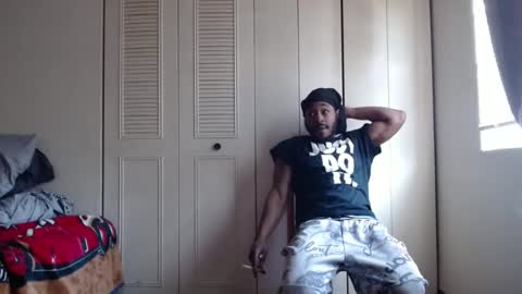 Snapshot of chitownsgod chatting on 03.10.25 Antonio Brown online show from 03.10.25