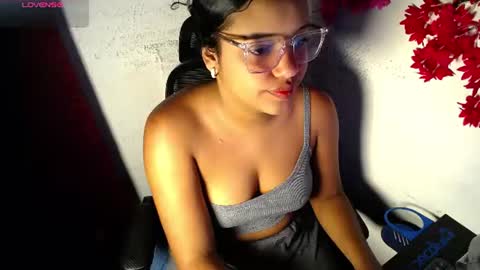 Snapshot of chleo_rosse chatting on 06.14.26 chleo_rosse online show from 06.14.26