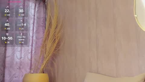 C H L O E  online show from 01.13.26