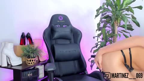 CHLOE online show from 09.30.25