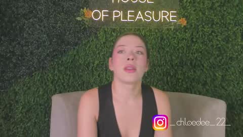 Chloe online show from 09.15.25