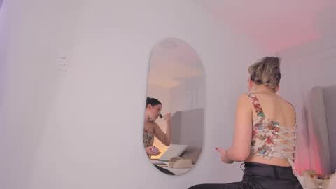 Chloe online show from 11.27.25