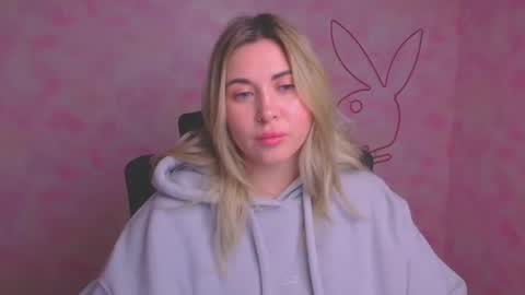 Chloe online show from 11.27.25