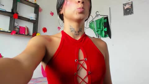 Snapshot of chloe_evanx_ chatting on 10.30.25 Chloe Evanx  online show from 10.30.25