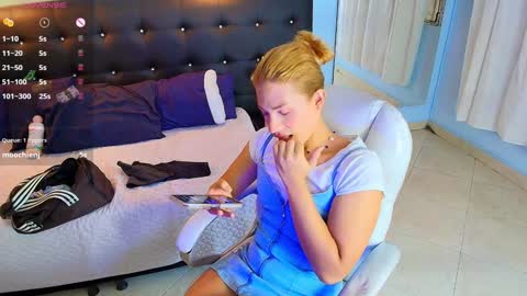 CHLOE online show from 12.13.24