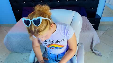 CHLOE online show from 01.02.25