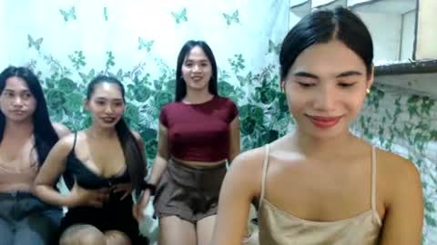 Snapshot of chloe_harlot chatting on 06.15.26 chloe and harlot online show from 06.15.26