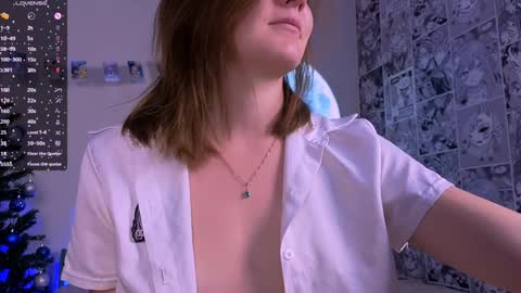 Snapshot of chloe_jeense chatting on 12.31.24 Chloe online show from 12.31.24