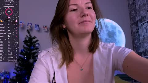 Snapshot of chloe_jeense chatting on 12.31.24 Chloe online show from 12.31.24