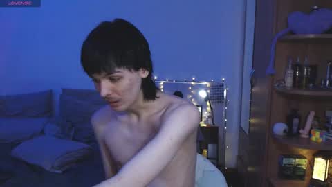 Chloe-Lorelei online show from 01.05.26