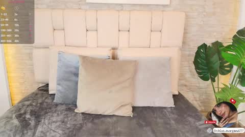 Snapshot of chloe_morgans chatting on 03.04.25 chloe online show from 03.04.25