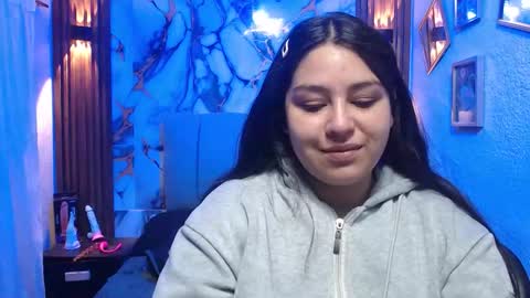 chloe_smith5 online show from 02.12.26