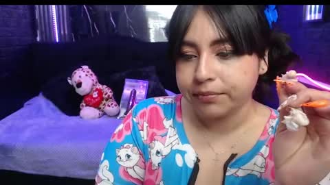 chloe_smith5 online show from 05.11.26