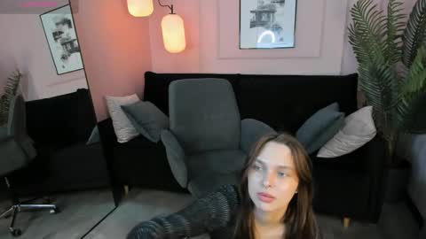 Chloe online show from 05.22.26