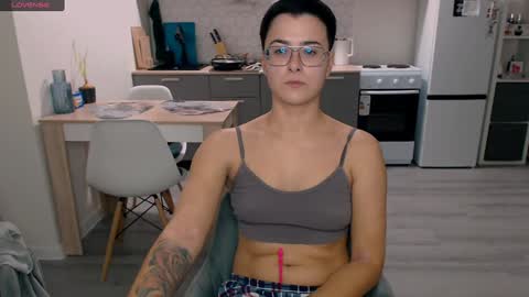 Eva and Sandra online show from 12.15.24