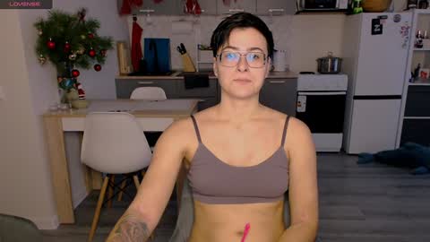 Eva and Sandra online show from 01.04.25