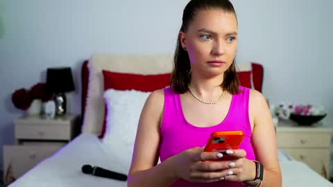 Chloe online show from 06.03.26