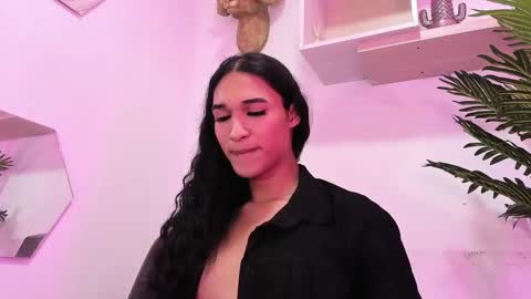 Chloe  online show from 02.06.25