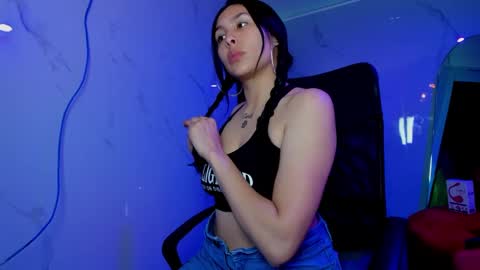 ChloeeThompson online show from 09.09.25