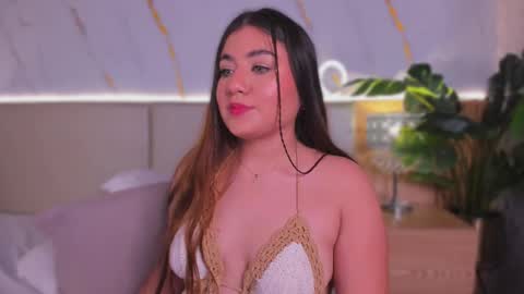 Chloee online show from 10.17.25