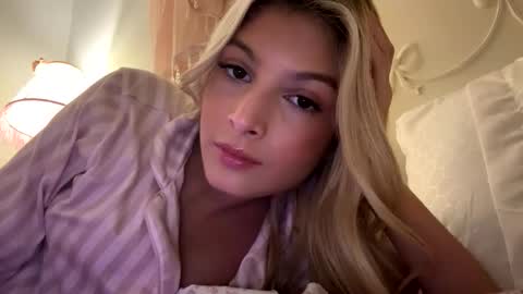 chloeesage online show from 01.14.26