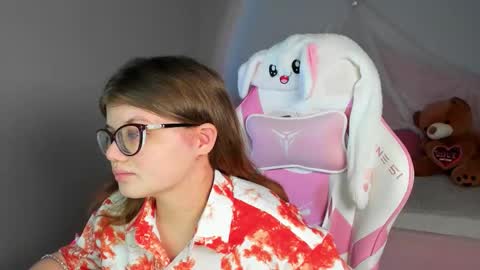 Snapshot of chloehalses chatting on 01.19.26 ChloeHalses online show from 01.19.26