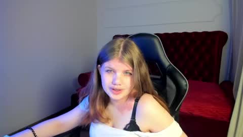 ChloeHalses online show from 05.31.26
