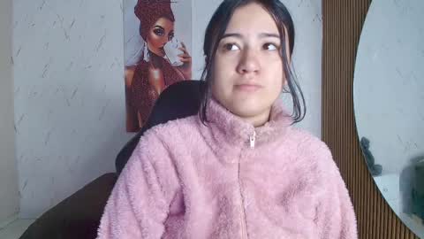 Snapshot of chloekitty_69 chatting on 11.07.25 Melisa online show from 11.07.25